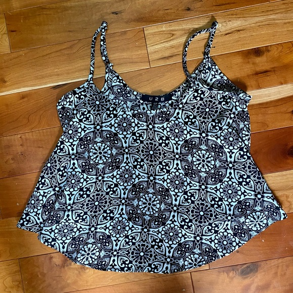 crop top - Picture 1 of 2